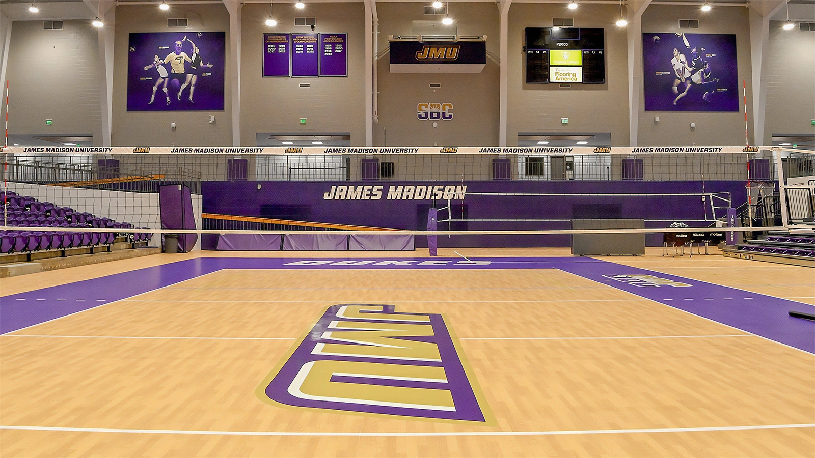 James Madison University, Convocation Center - Image 2