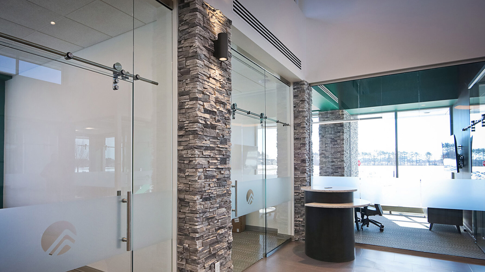 Bluff View Bank - Image 3