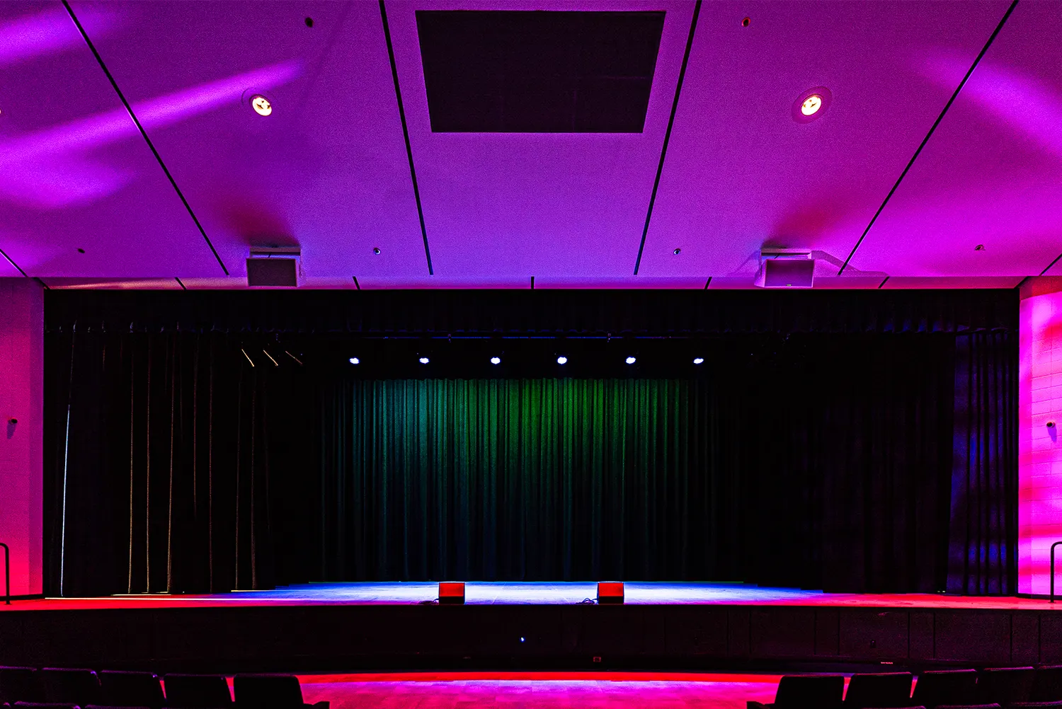 Exeter Junior High School - Image 4