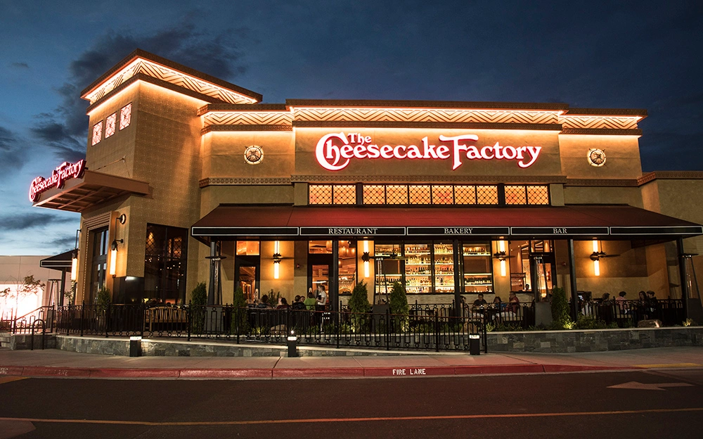 Exteria Lighting SP-8 solar bollards illuminating the pedestrian walkway at The Cheesecake Factory in Albuquerque, New Mexico