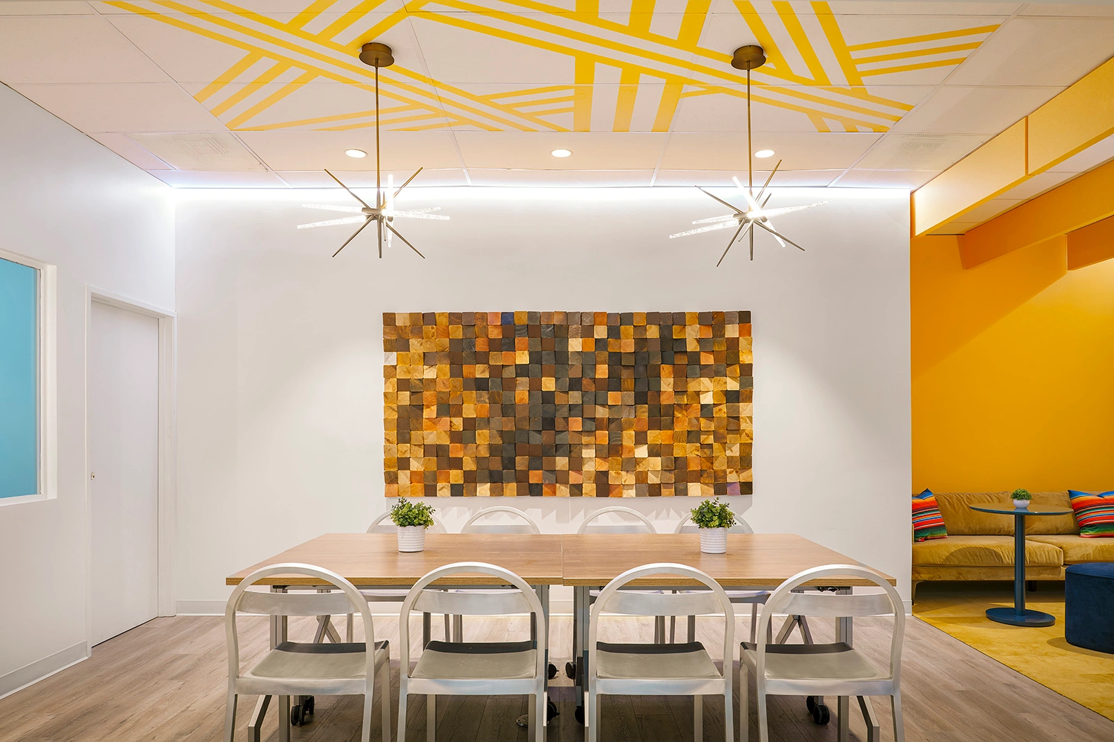 REACH, Los Angeles - Image 5