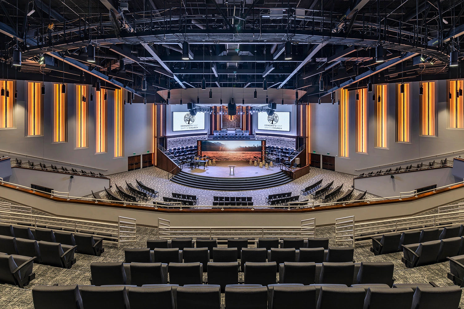 Edmond's First Baptist Church - Image 3
