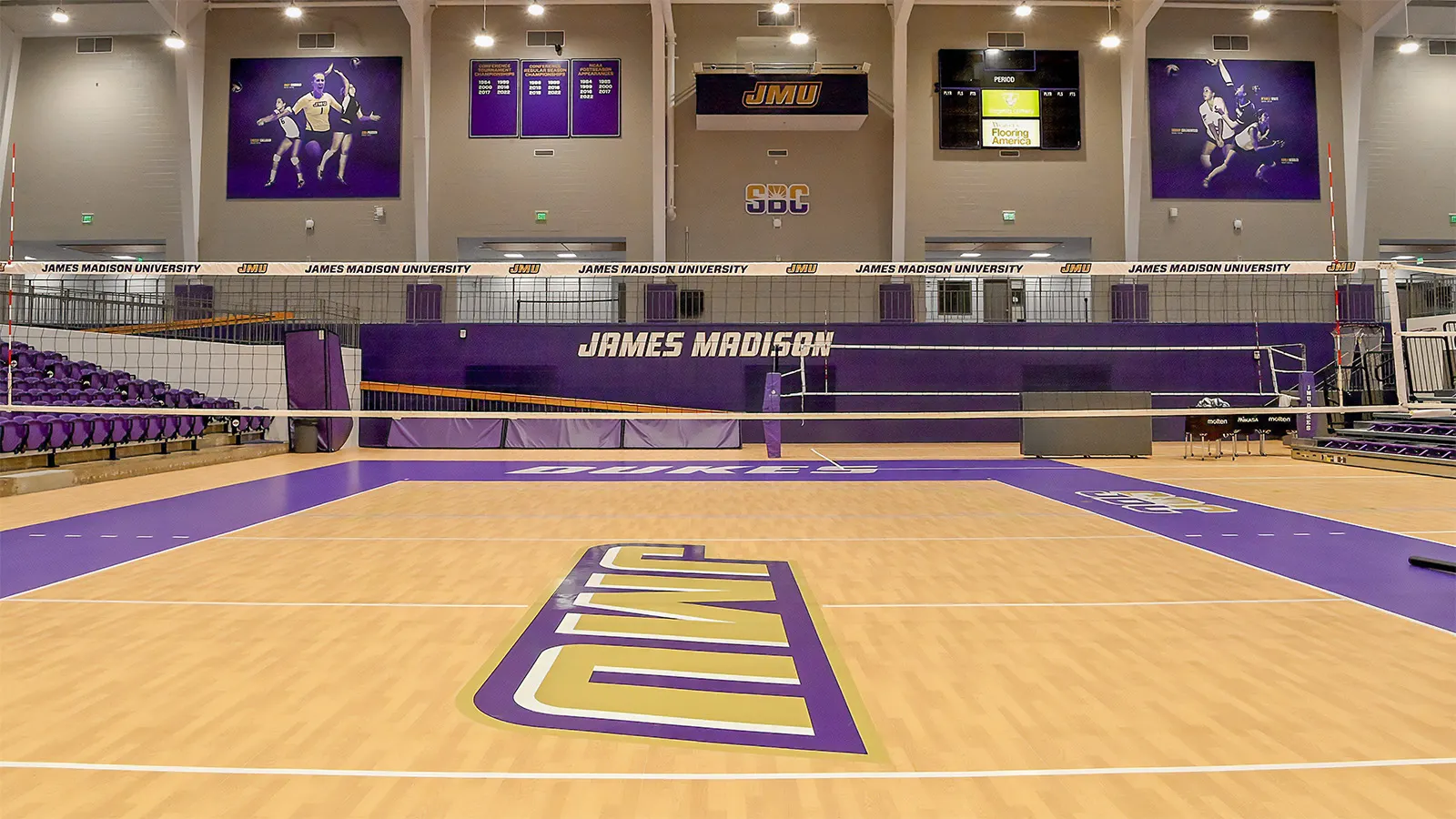 James Madison University, Convocation Center - Image 2