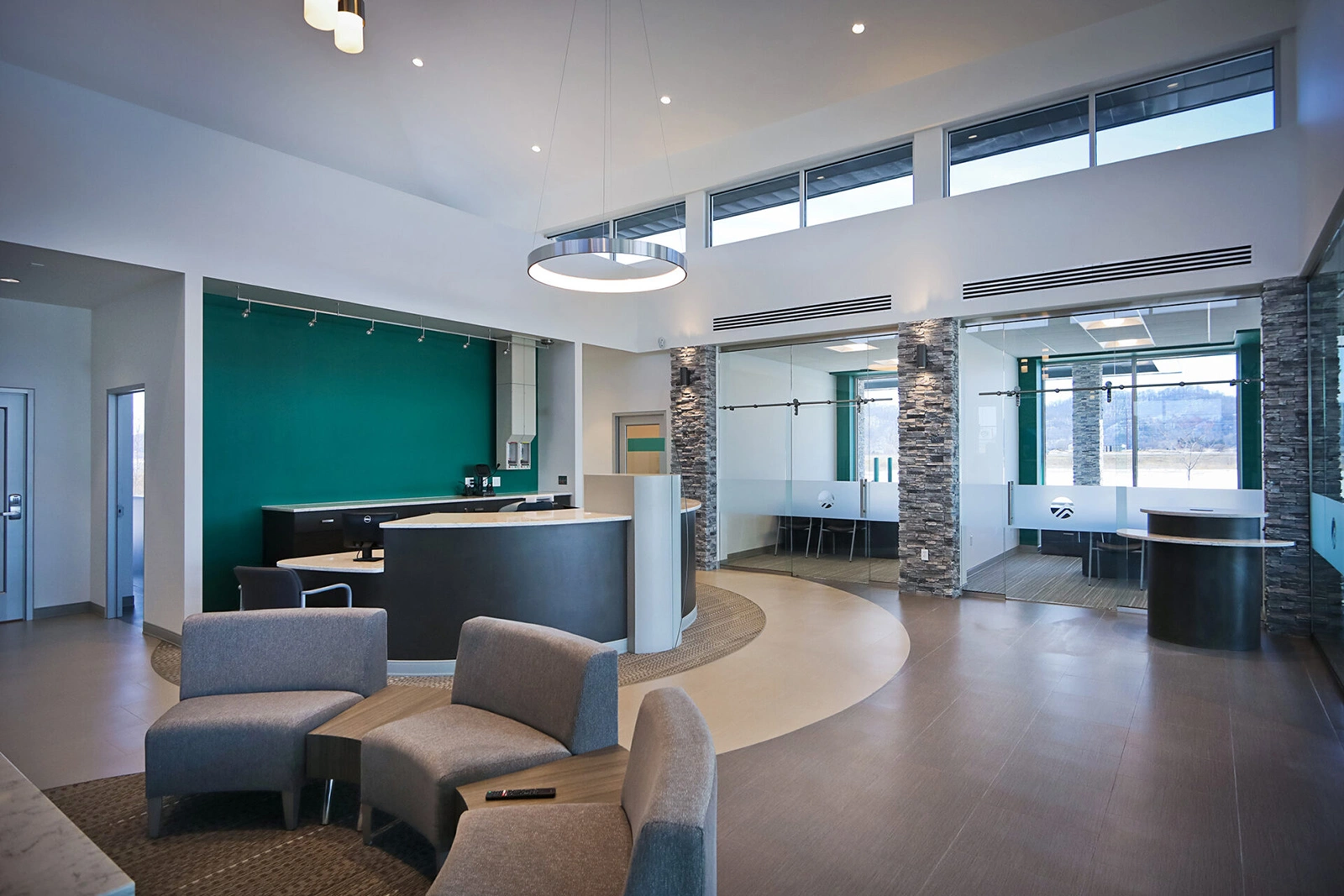 Bluff View Bank - Image 4