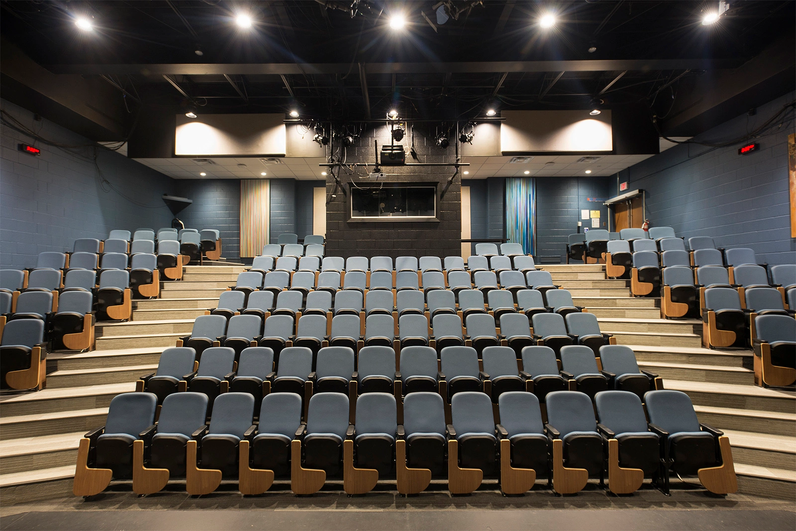 McMaster University, Robinson Theatre - Image 2