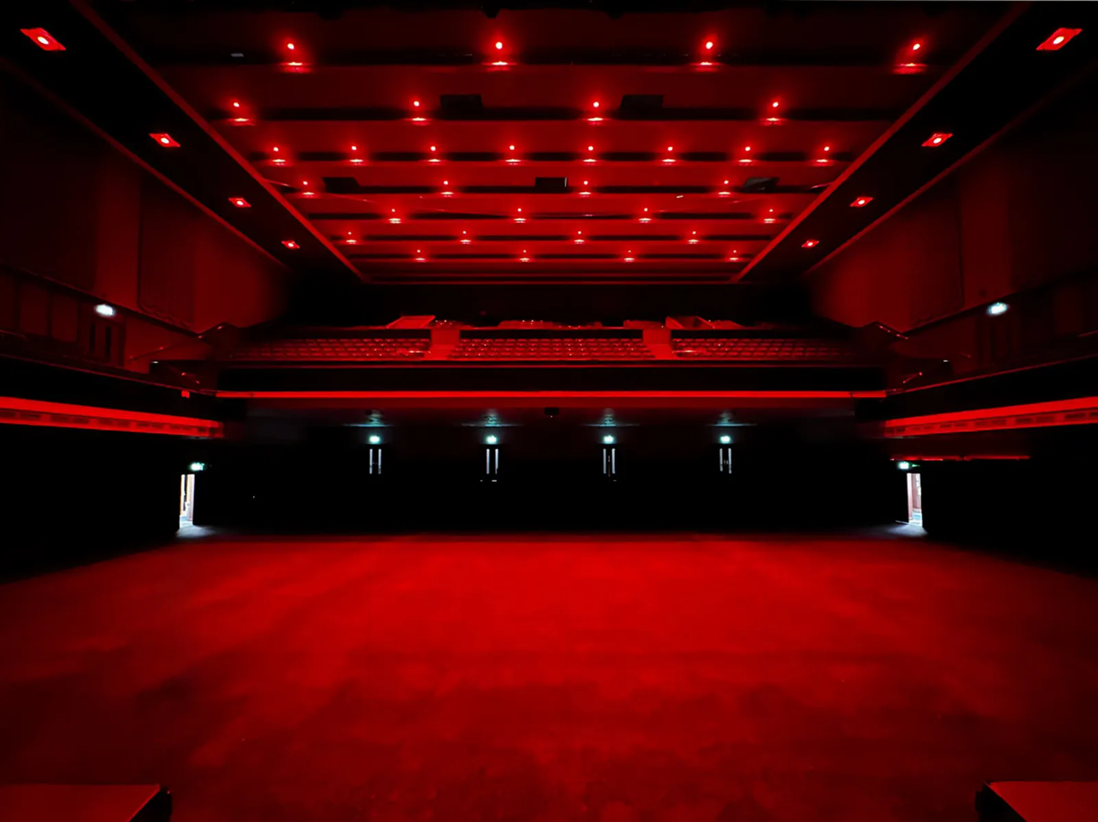 Portsmouth Guildhall - Image 4