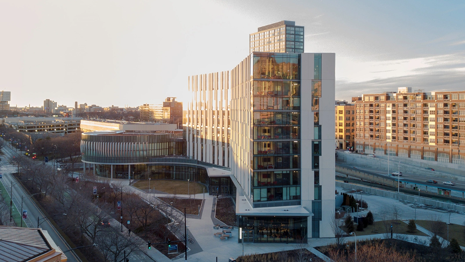 University Of Illinois, Chicago - Image 7