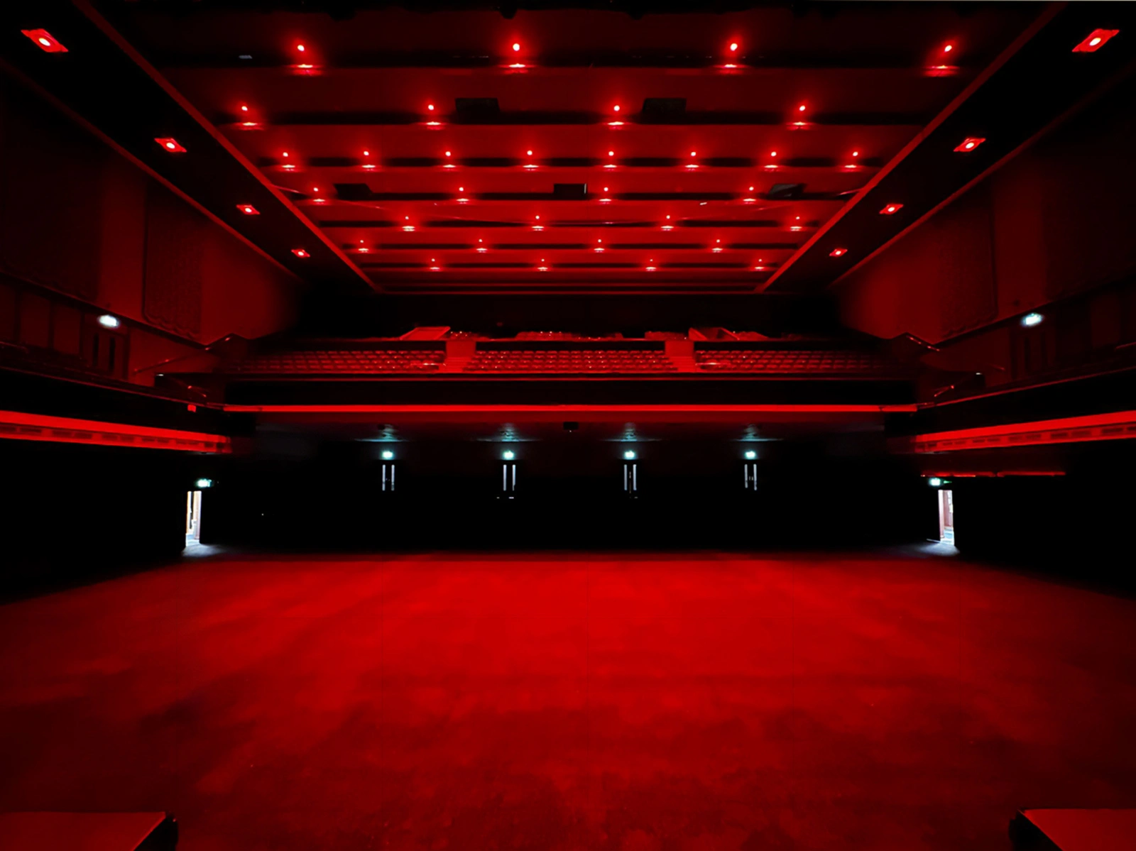 Portsmouth Guildhall - Image 4