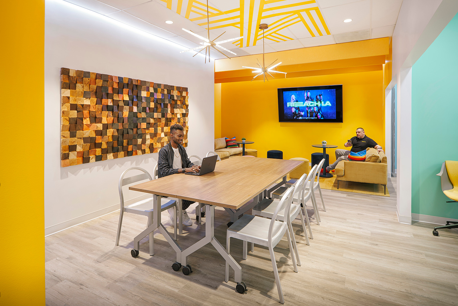 REACH, Los Angeles