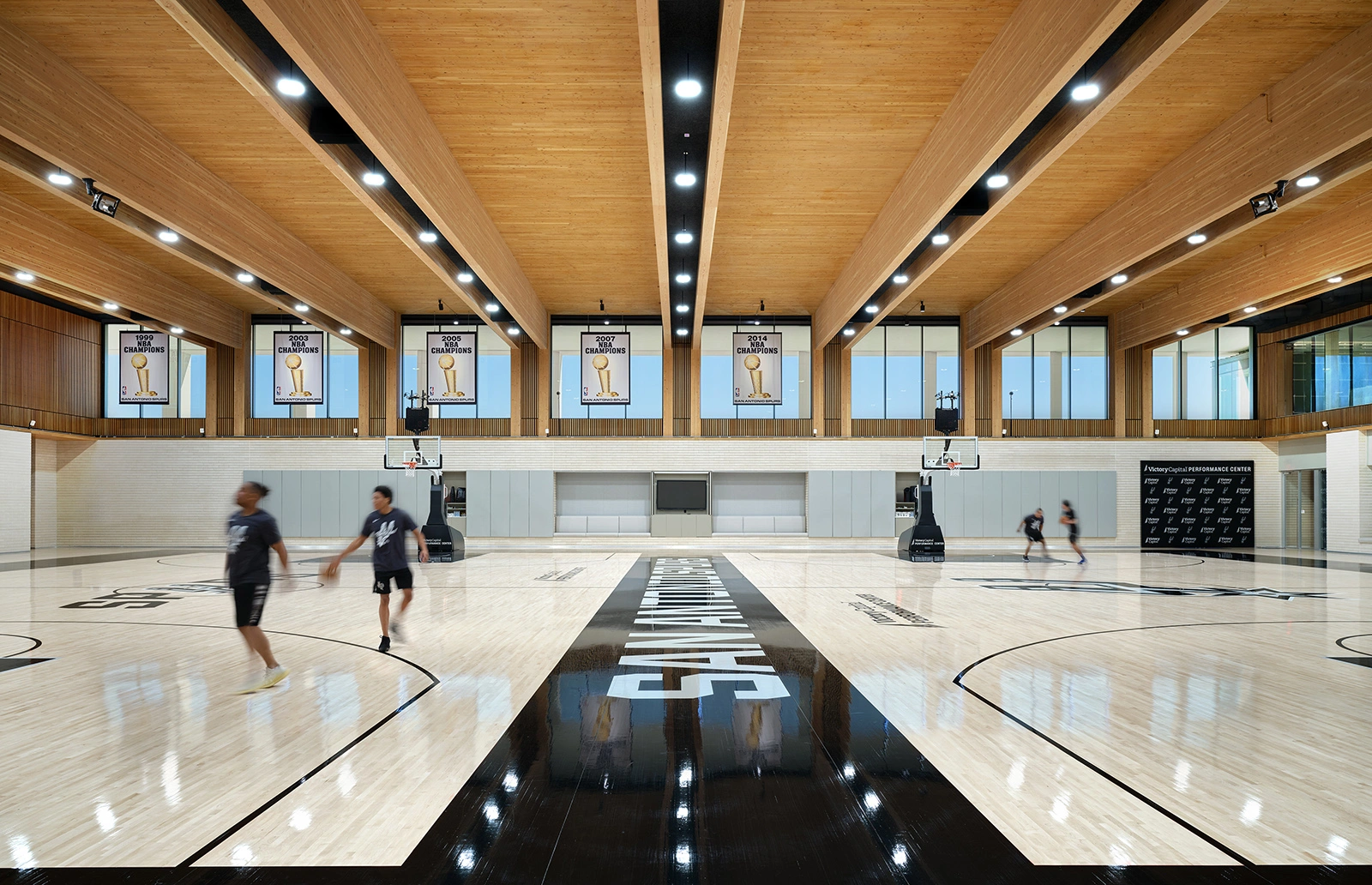 San Antonio Spurs, Victory Capital Performance Center
